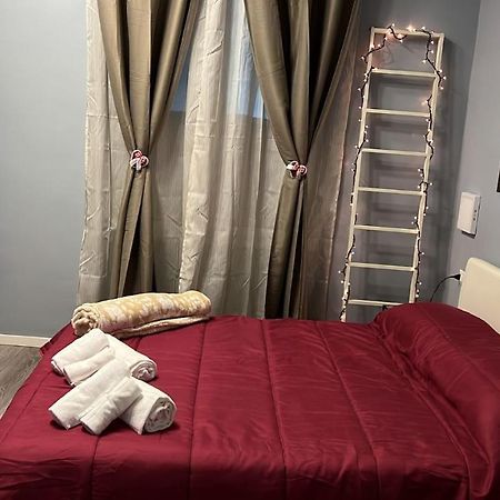 Rodino Rooms Napels Buitenkant foto