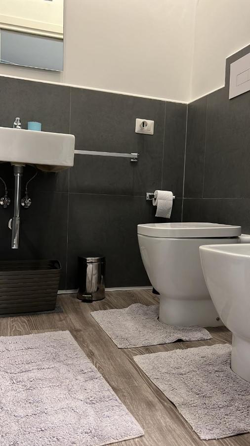 Rodino Rooms Napels Buitenkant foto