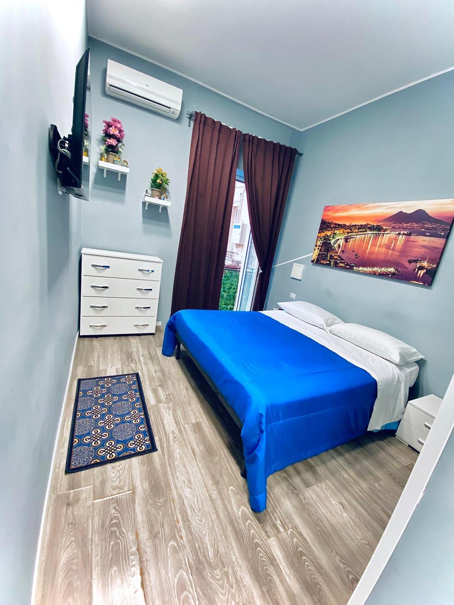 Rodino Rooms Napels Buitenkant foto