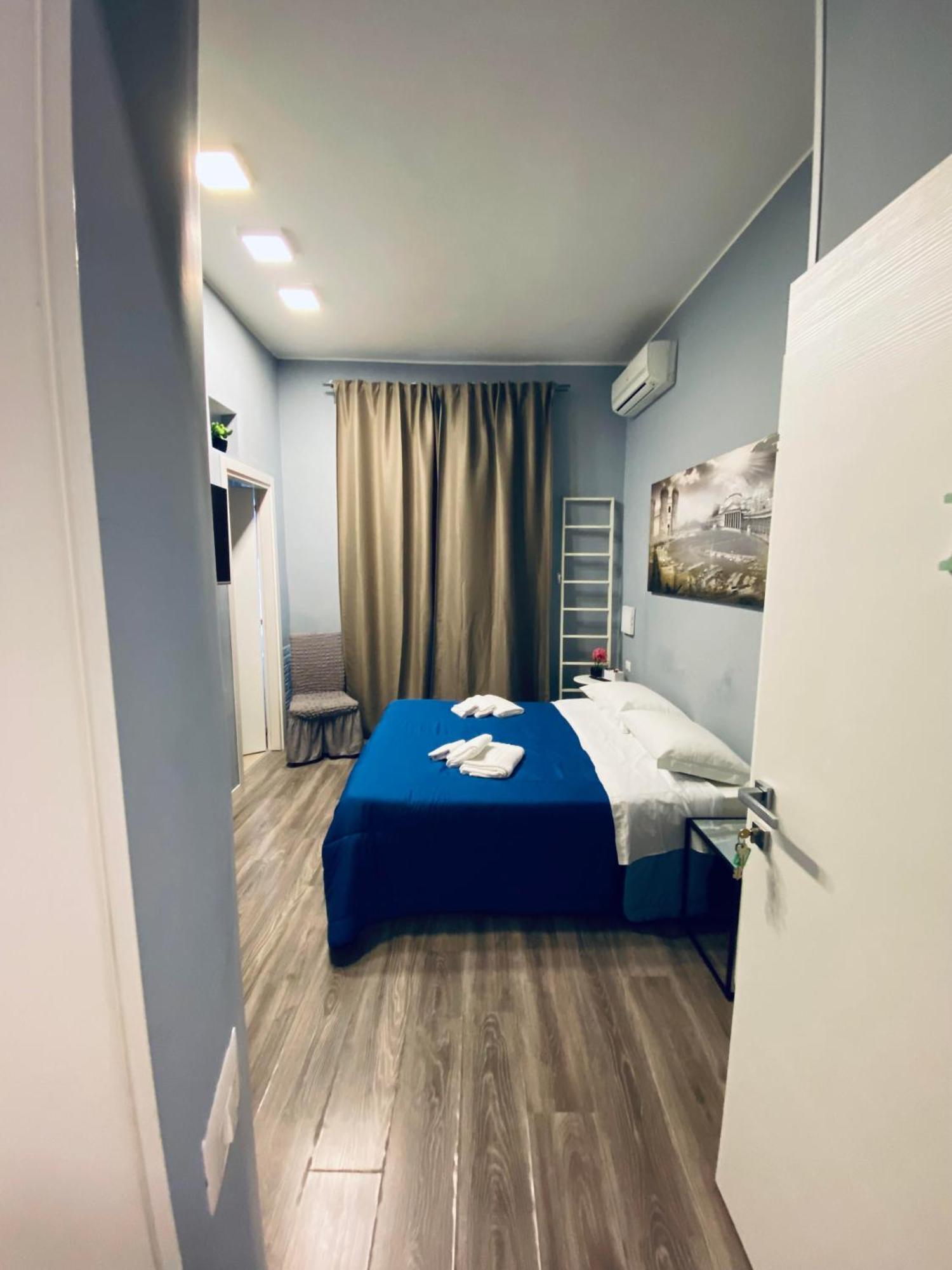 Rodino Rooms Napels Buitenkant foto