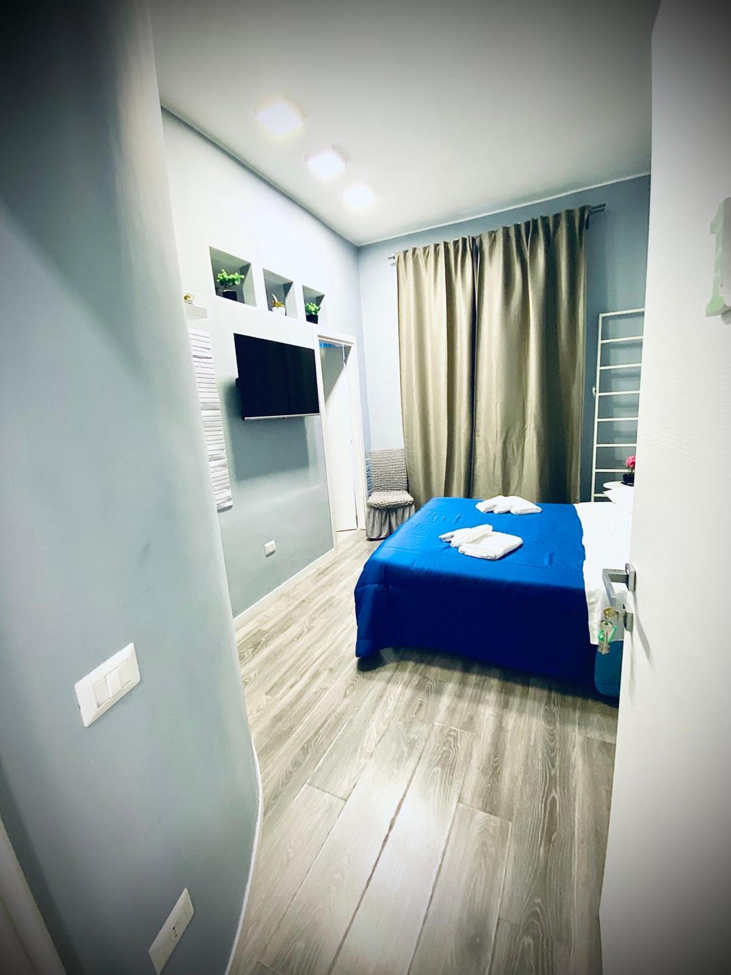 Rodino Rooms Napels Buitenkant foto